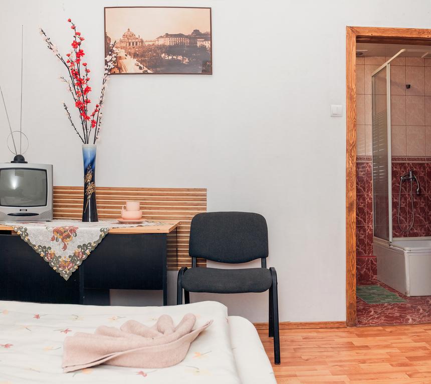 Apple Hostel Lviv Room photo