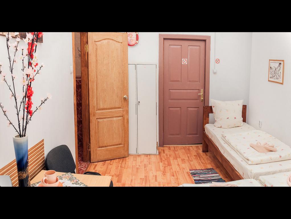 Apple Hostel Lviv Room photo