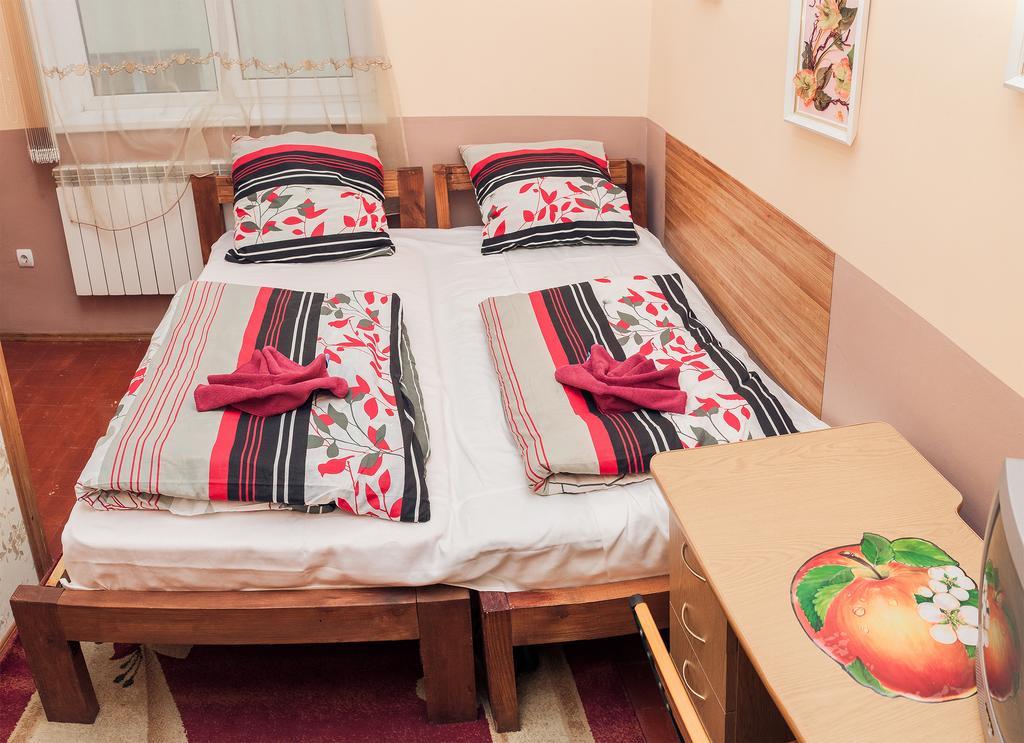 Apple Hostel Lviv Room photo