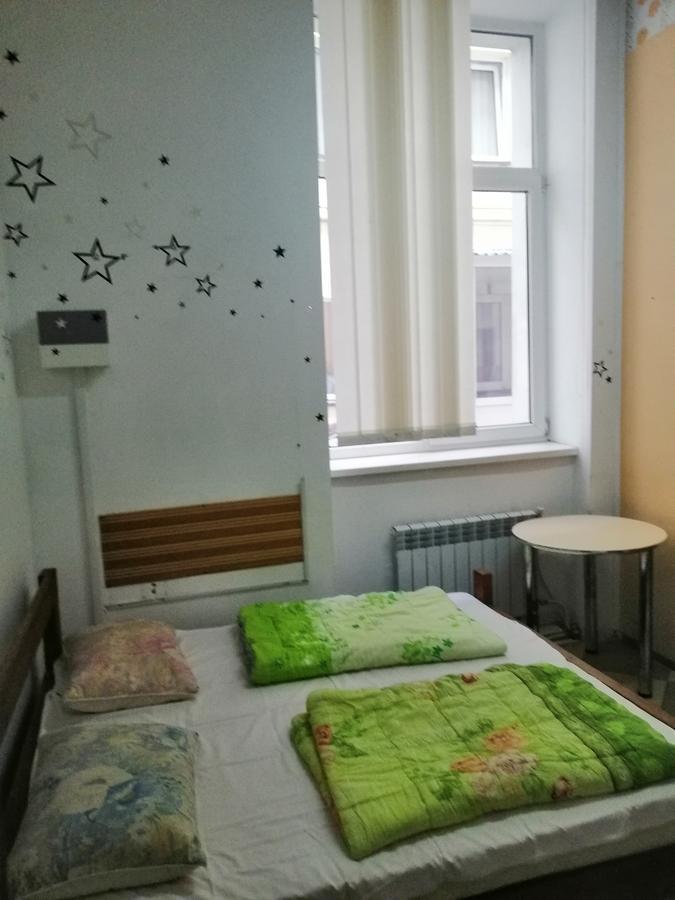 Apple Hostel Lviv Exterior photo